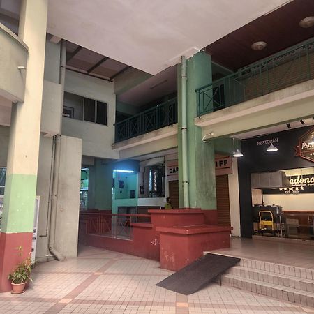 Y Homes Kota Kinabalu Buitenkant foto